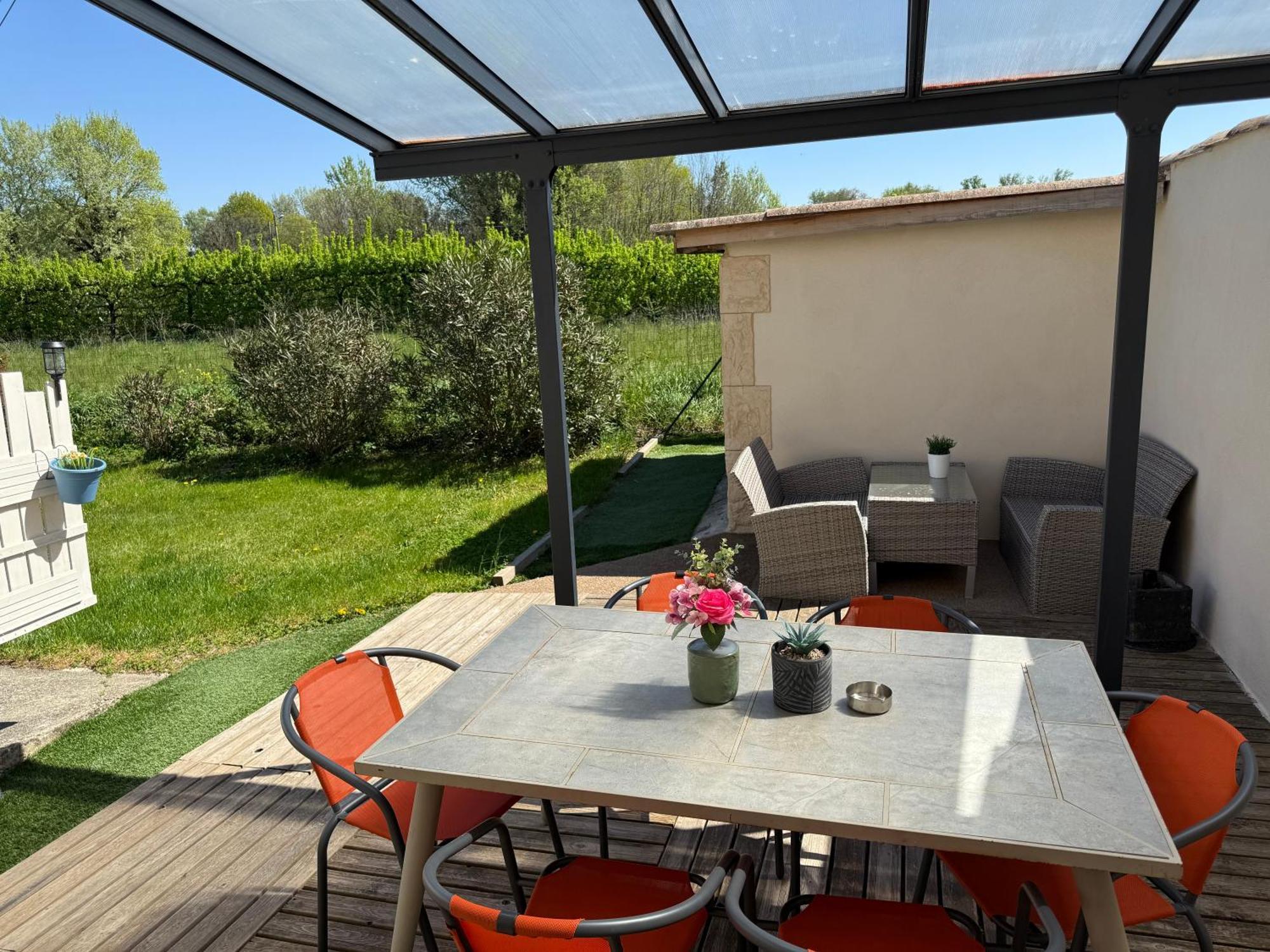 Au Calme, Confortable Avec Terrasse Le Pouzin Exterior foto